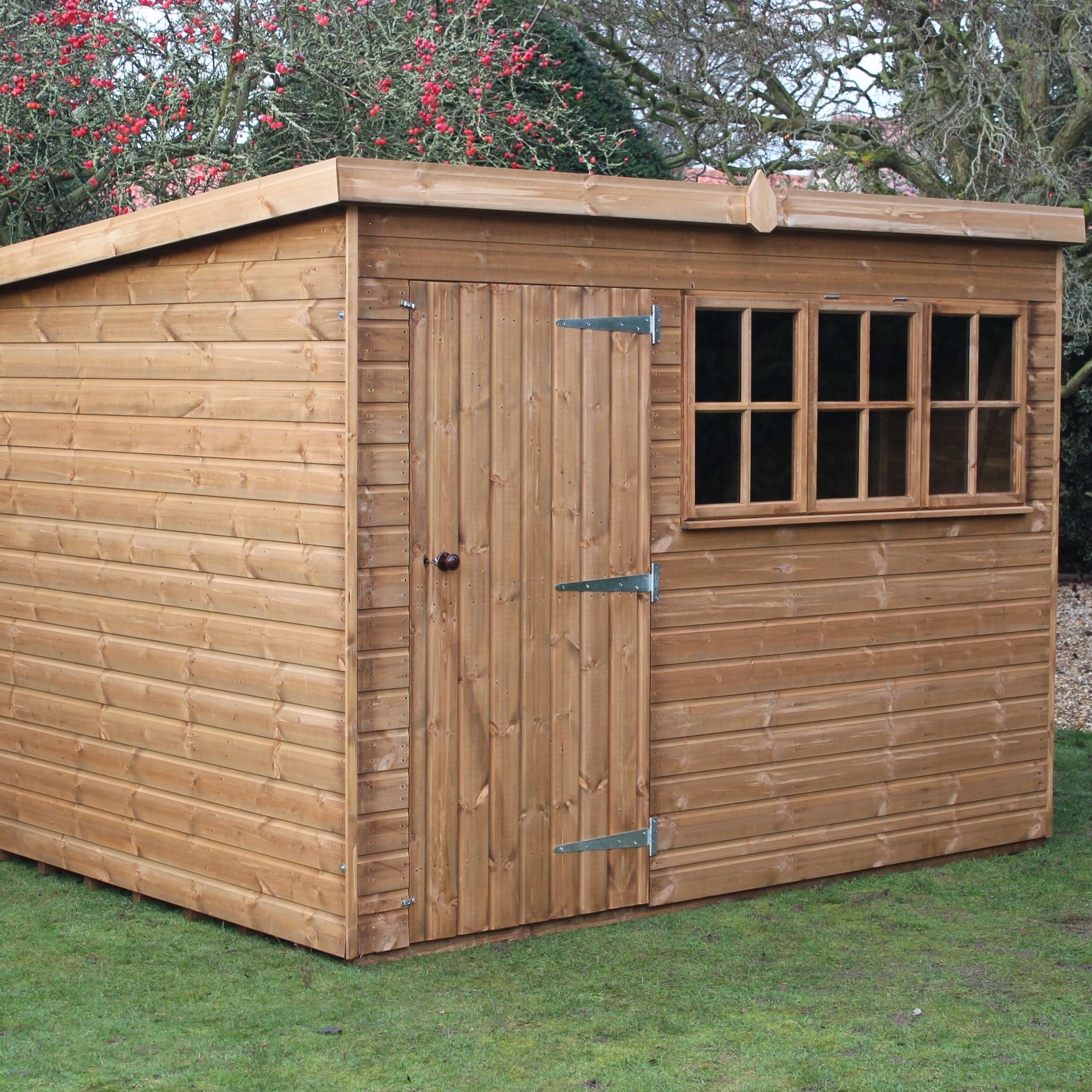 Dalby pent heavy duty shed corner view